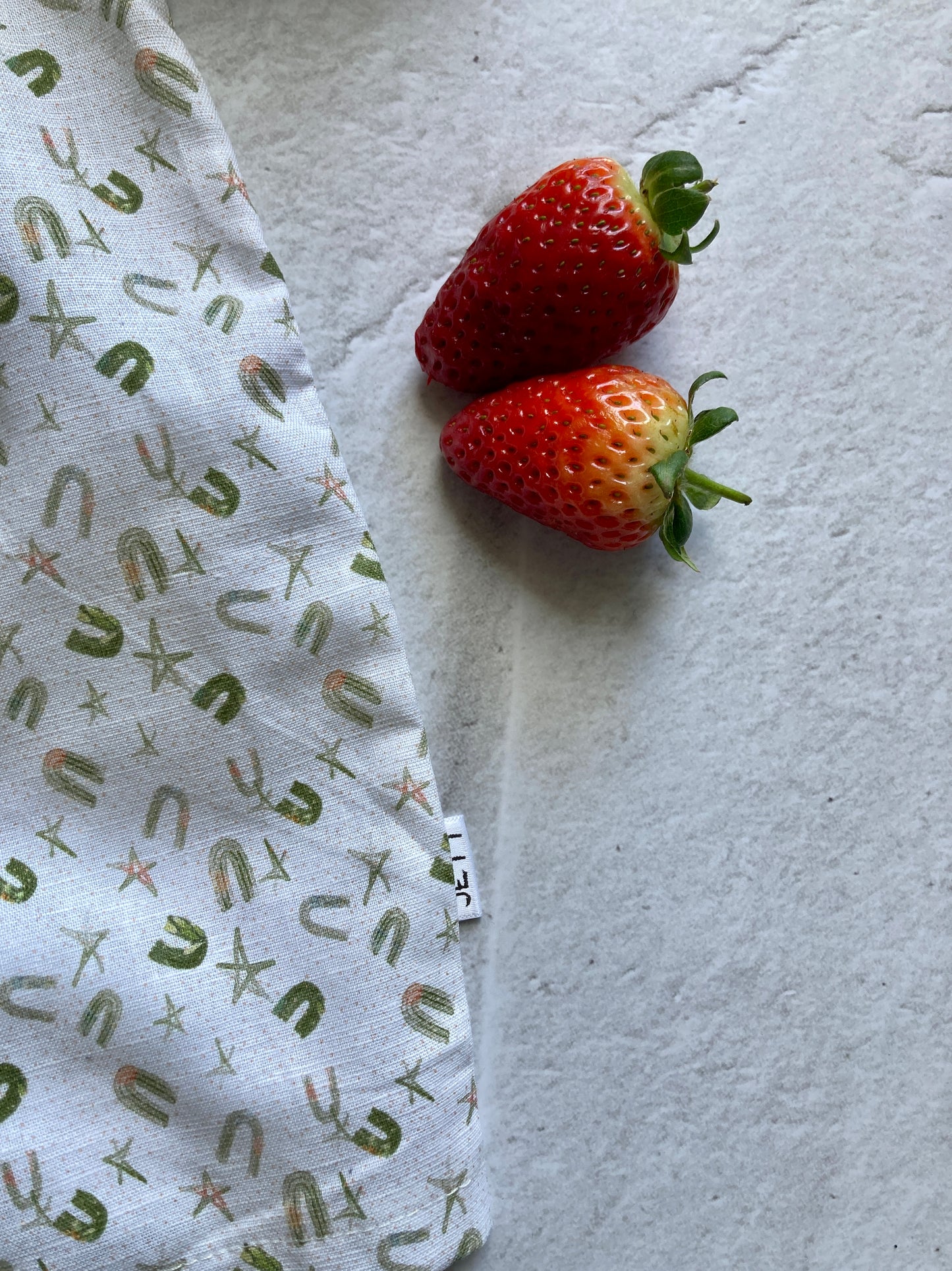 Baby Rainbows - moulin rouge Linen