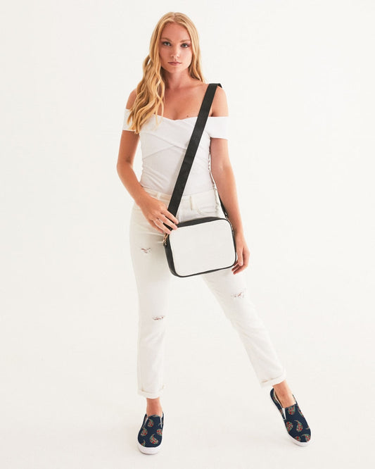 Strawberry Fields - dig deep Women's Slip-On Canvas Shoe