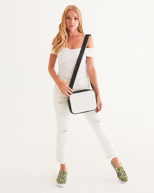 Kenna - ness Women's Slip-On Canvas Shoe