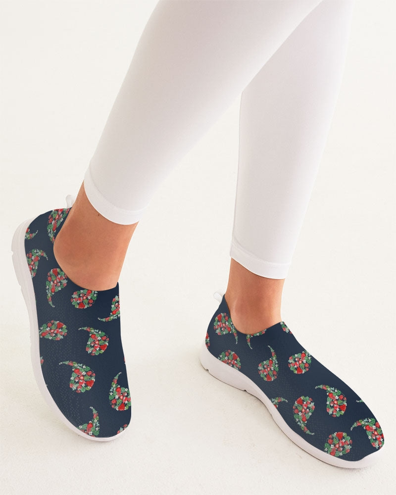 Strawberry Fields - dig deep Women's Slip-On Flyknit Shoe