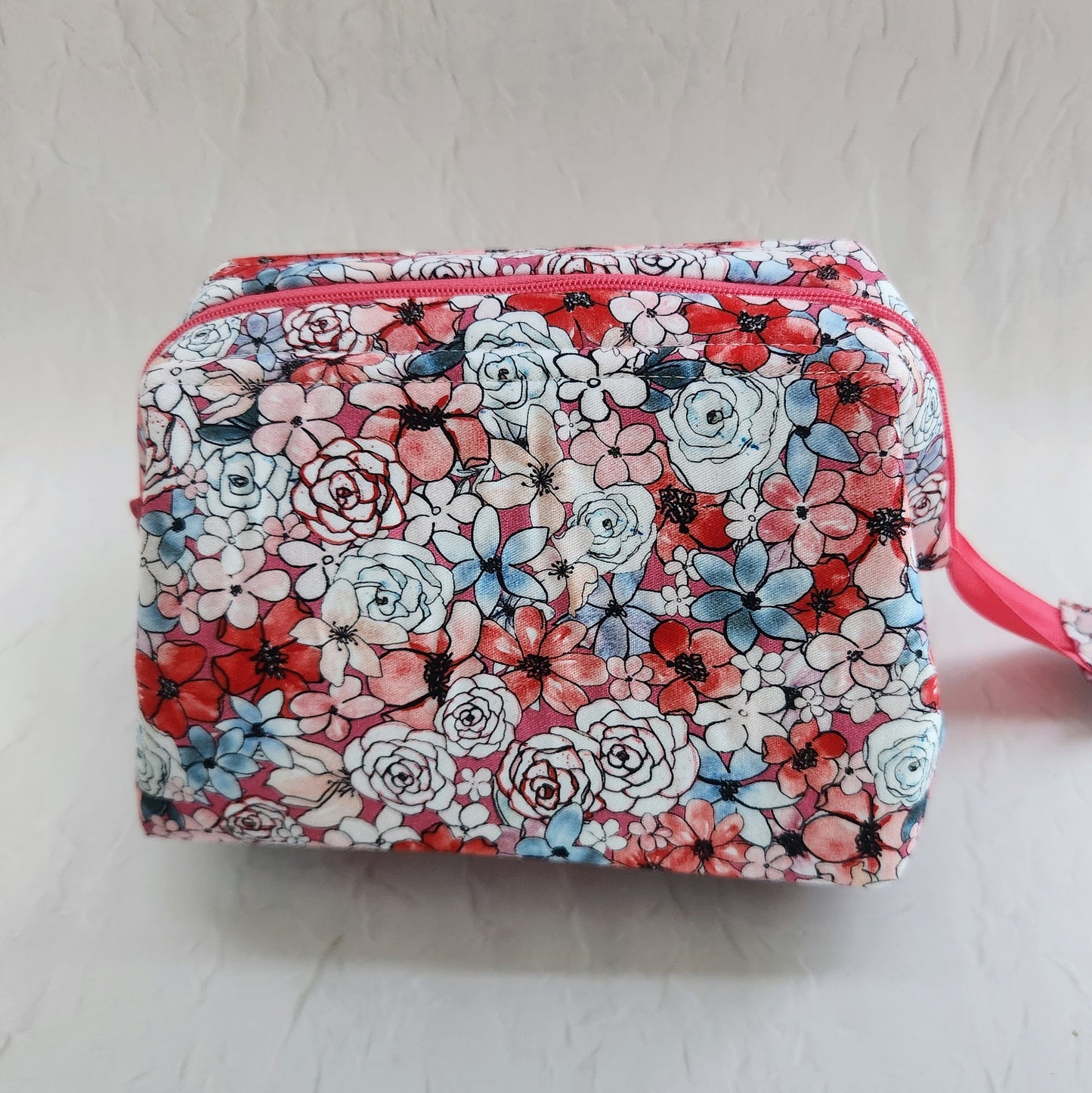 Debbie Adding Bag pattern and stays.  S M L XL